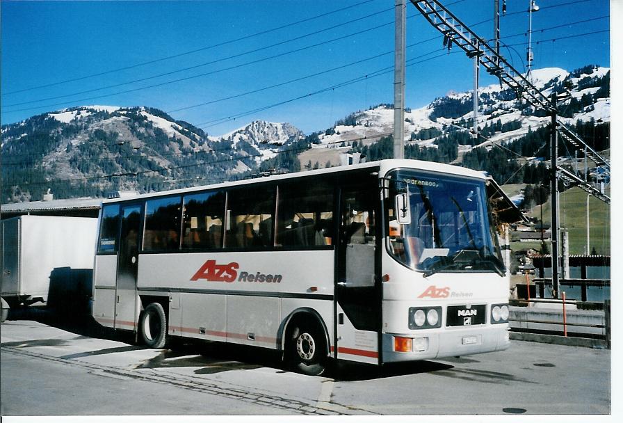 (103'636) - AZS Zweisimmen - Nr. 3/BE 471'277 - MAN/G�ppel (ex STI Thun Nr. 10; ex TSG Blumenstein Nr. 10) am 21. Januar 2008 beim Bahnhof Zweisimmen
