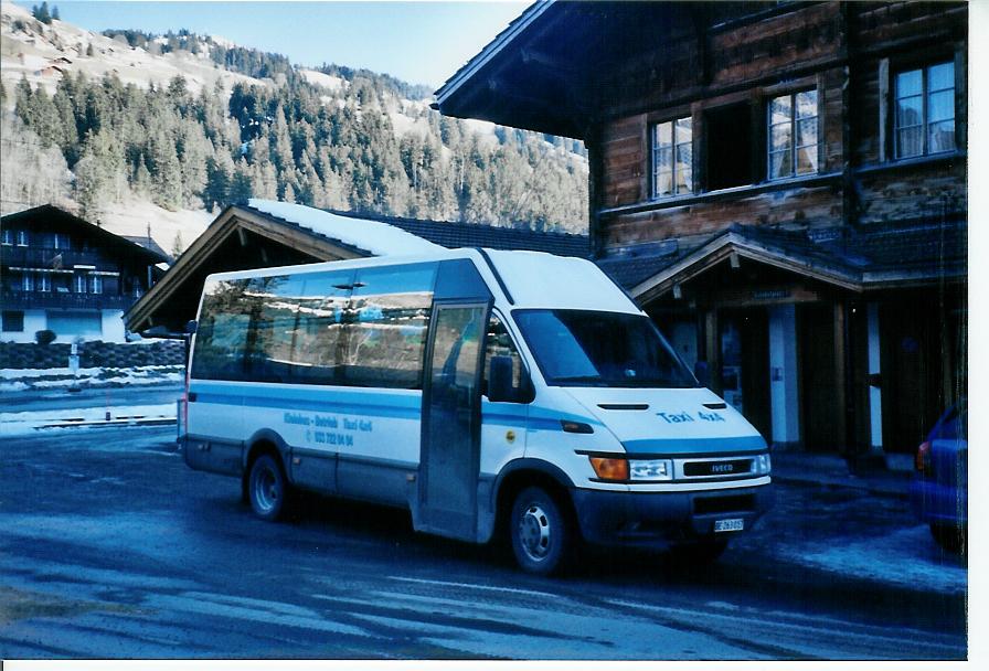 (103'706) - Ueltschi, Zweisimmen - BE 263'017 - Iveco am 21. Januar 2008 beim Bahnhof Lenk