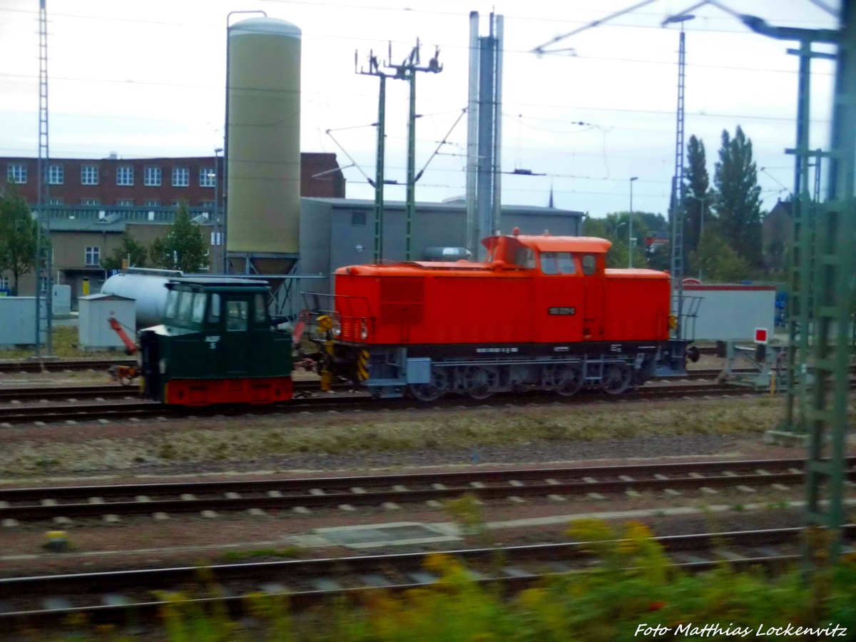 105 021 der D�llnitzbahn  Wilder Robert  (DBG) abgestellt am ICE Werk in Leipzig am 6.9.16