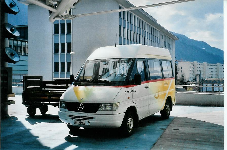 (105'002) - PostAuto Graub�nden - GR 102'404 - Mercedes (ex P 21'071) am 9. M�rz 2008 in Chur, Postautostation