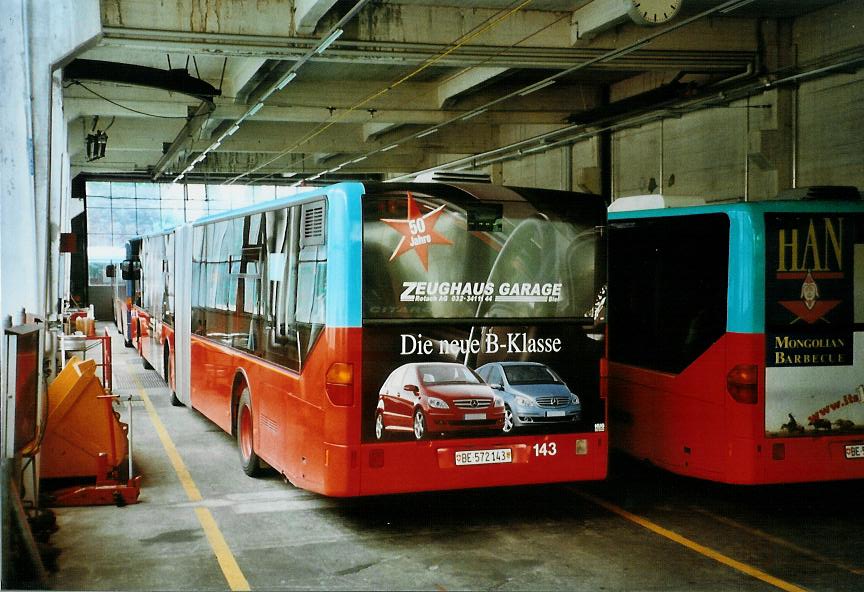 (107'705) - VB Biel - Nr. 143/BE 572'143 - Mercedes am 1. Juni 2008 in Biel, Depot