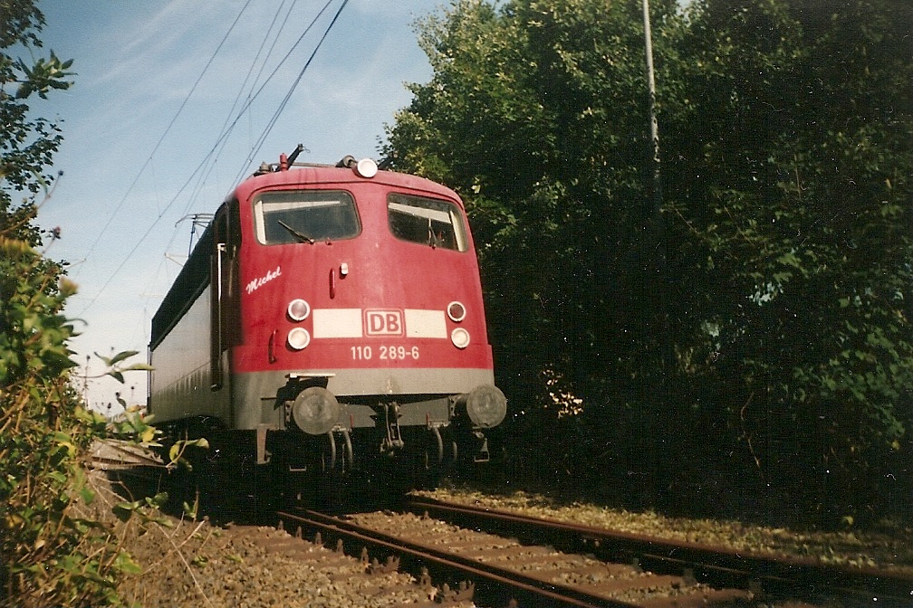 110 289 setzte am Streckenende in Binz um.