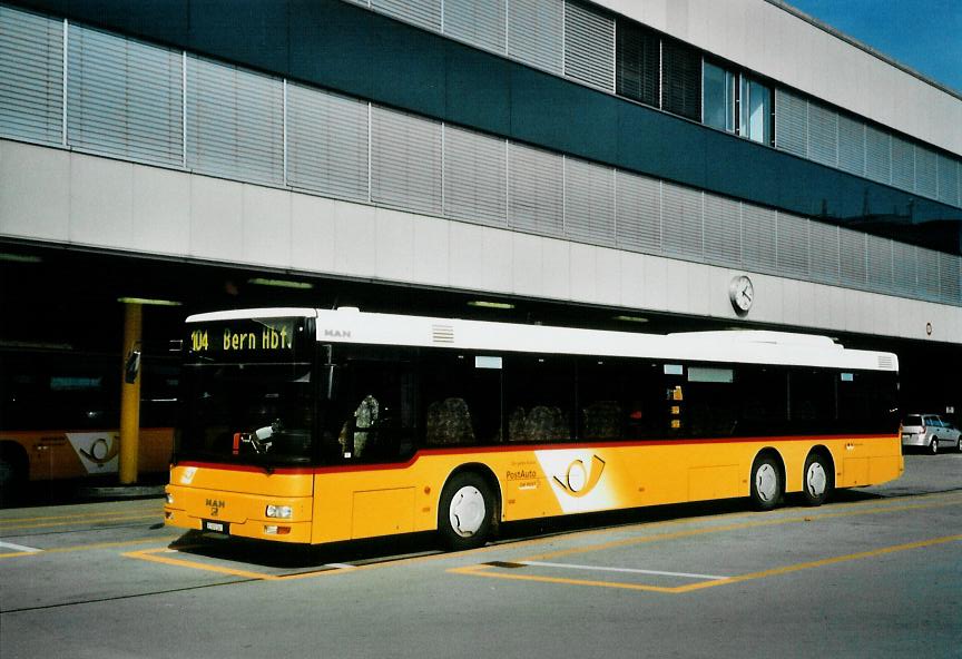 (111'411) - PostAuto Bern - Nr. 651/BE 601'341 - MAN am 11. Oktober 2008 in Bern, Postautostation