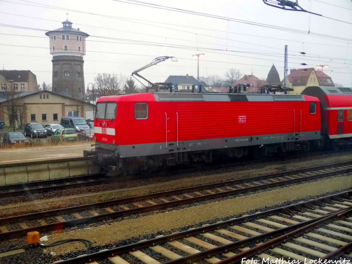 112 104 im Bahnhof Angerm�nde am 19.12.16