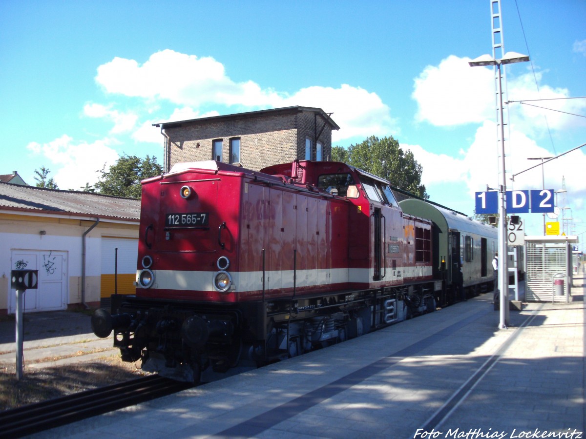 112 565-7 im Bahnhof Bergen auf R�gen am 15.6.14