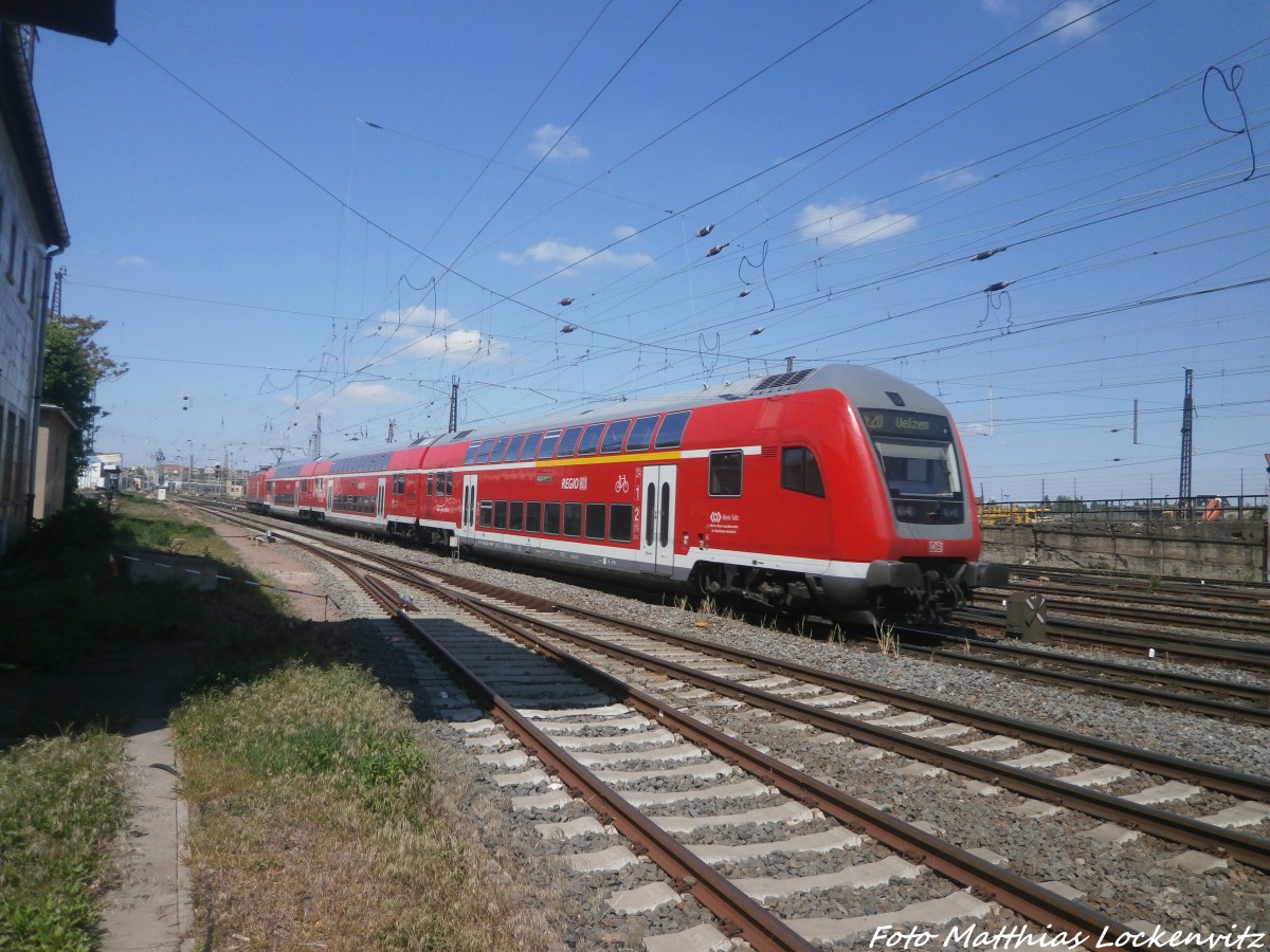 112 XXX l�sst Halle (Saale) Hbf hinter sich am 15.5.15