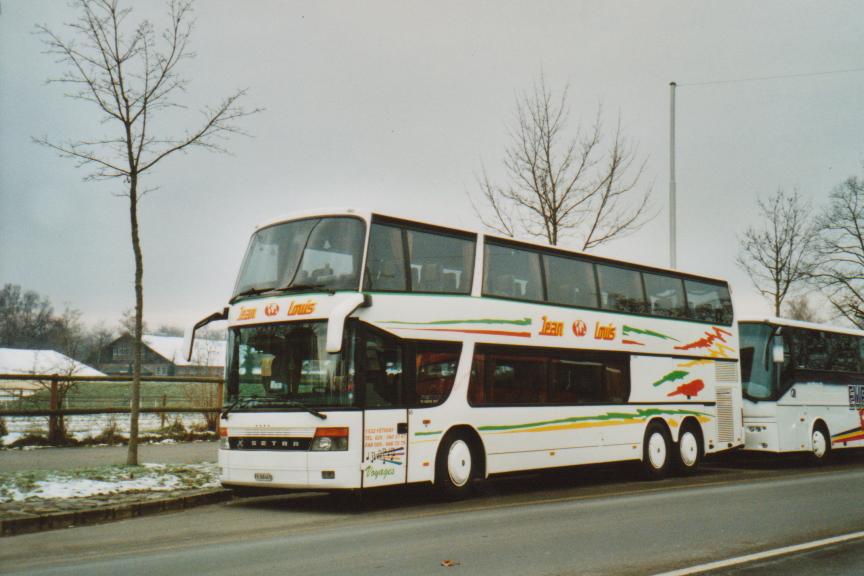 (112'230) - Jean-Louis, Ftigny - FR 300'467 - Setra am 28. November 2008 in Bern, Guisanplatz