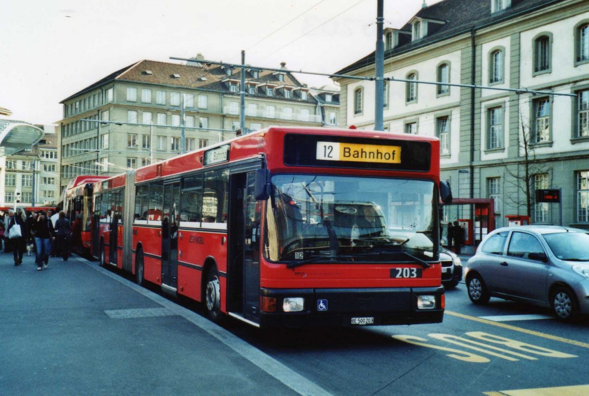 (115'301) - Bernmobil, Bern - Nr. 203/BE 500'203 - MAN am 16. M�rz 2009 beim Bahnhof Bern