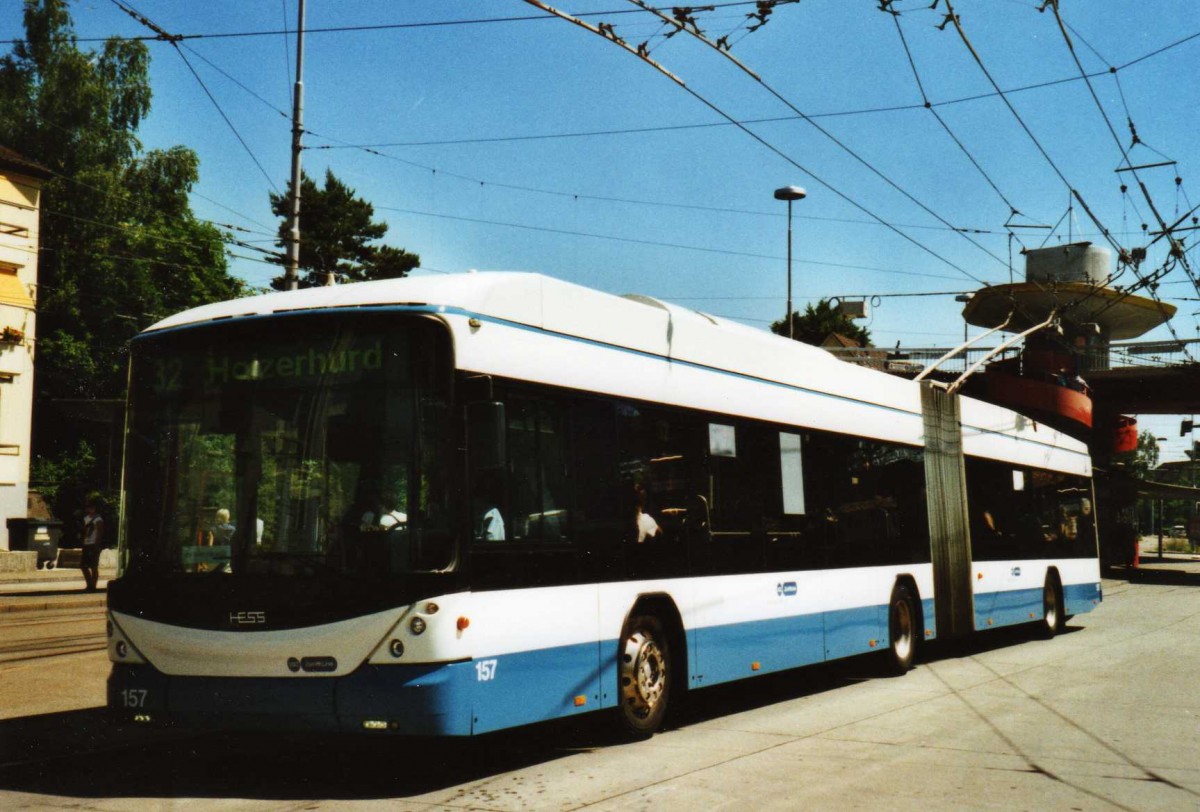 (117'806) - VBZ Z�rich - Nr. 157 - Hess/Hess Gelenktrolleybus am 17. Juni 2009 in Z�rich, Bucheggplatz