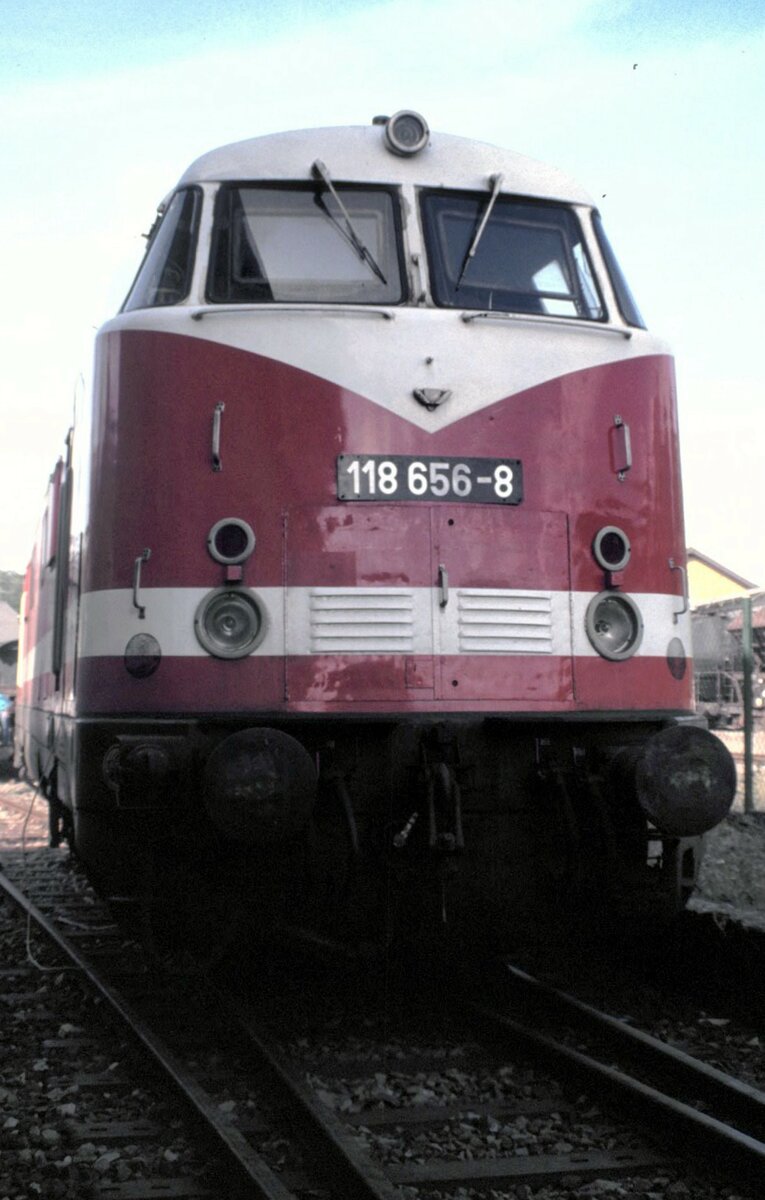 118 656-8 in Hermeskeil im September 1992.
