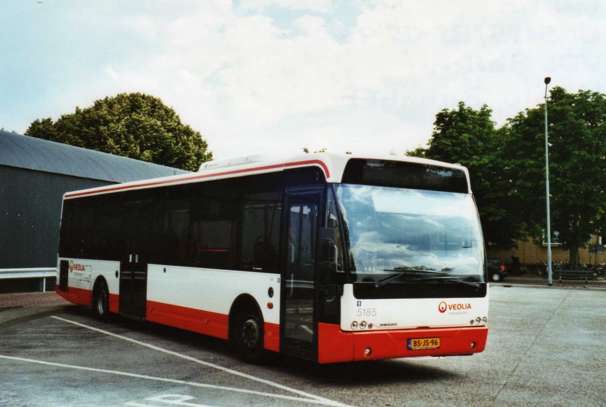 (118'313) - VEOLIA - Nr. 5185/BS-JS-96 - VDL Berkhof am 5. Juli 2009 beim Bahnhof Venlo