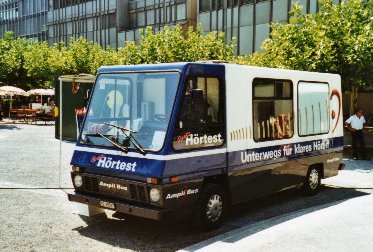 (120'117) - AmpliBus, Baar - TG 99'507 - Steyr/Volvo am 19. August 2009 in Winterthur, Merkurplatz