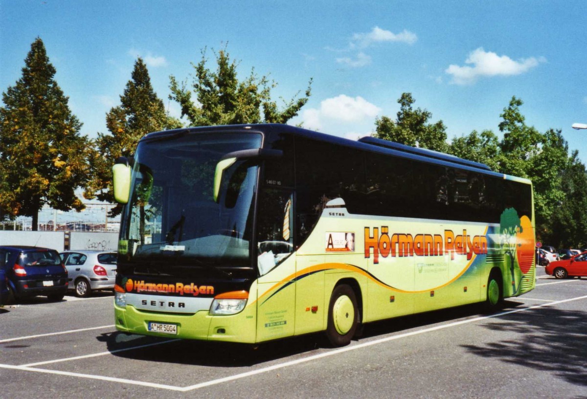 (120'929) - Aus Deutschland: Hrmann, Augsburg - Nr. 5004/A-HR 5004 - Setra am 10. September 2009 in Thun, Seestrasse