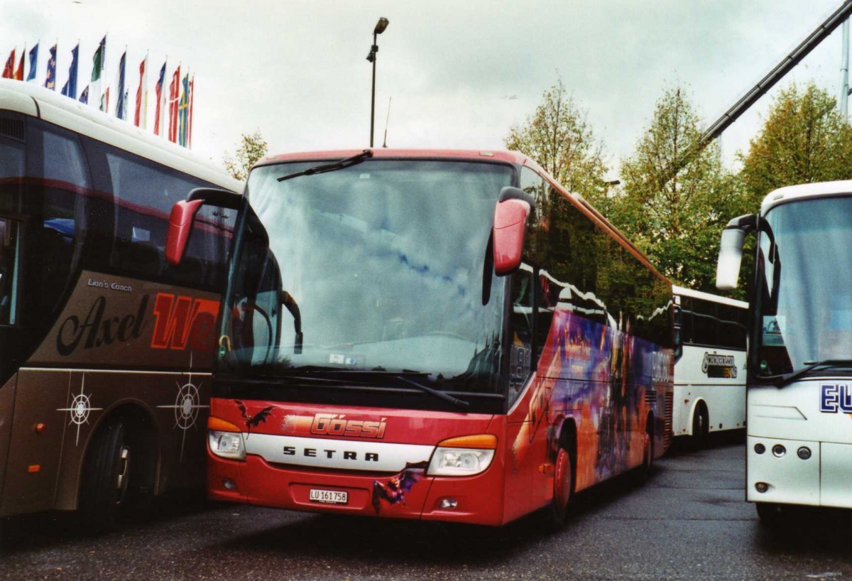 (121'433) - Aus der Schweiz: G�ssi, Horw - LU 161'758 - Setra am 18. Oktober 2009 in Rust, Europapark