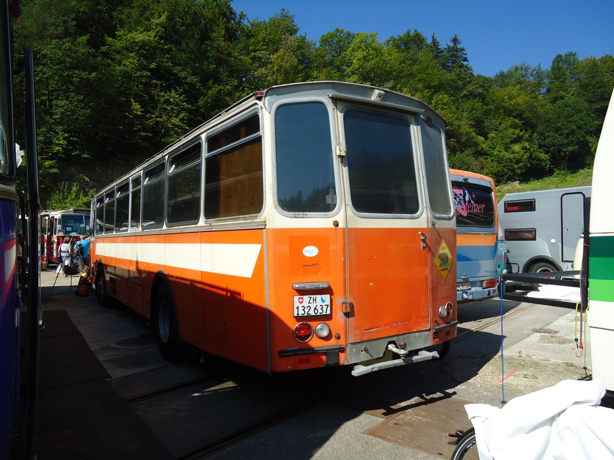 (128'990) - Kramer, Glattbrugg - ZH 132'637 - FBW/R&J (ex Nr. 5; ex BSF Hochdorf; ex Steiner, Meikirch) am 22. August 2010 in Thayngen, Wohnbustreffen