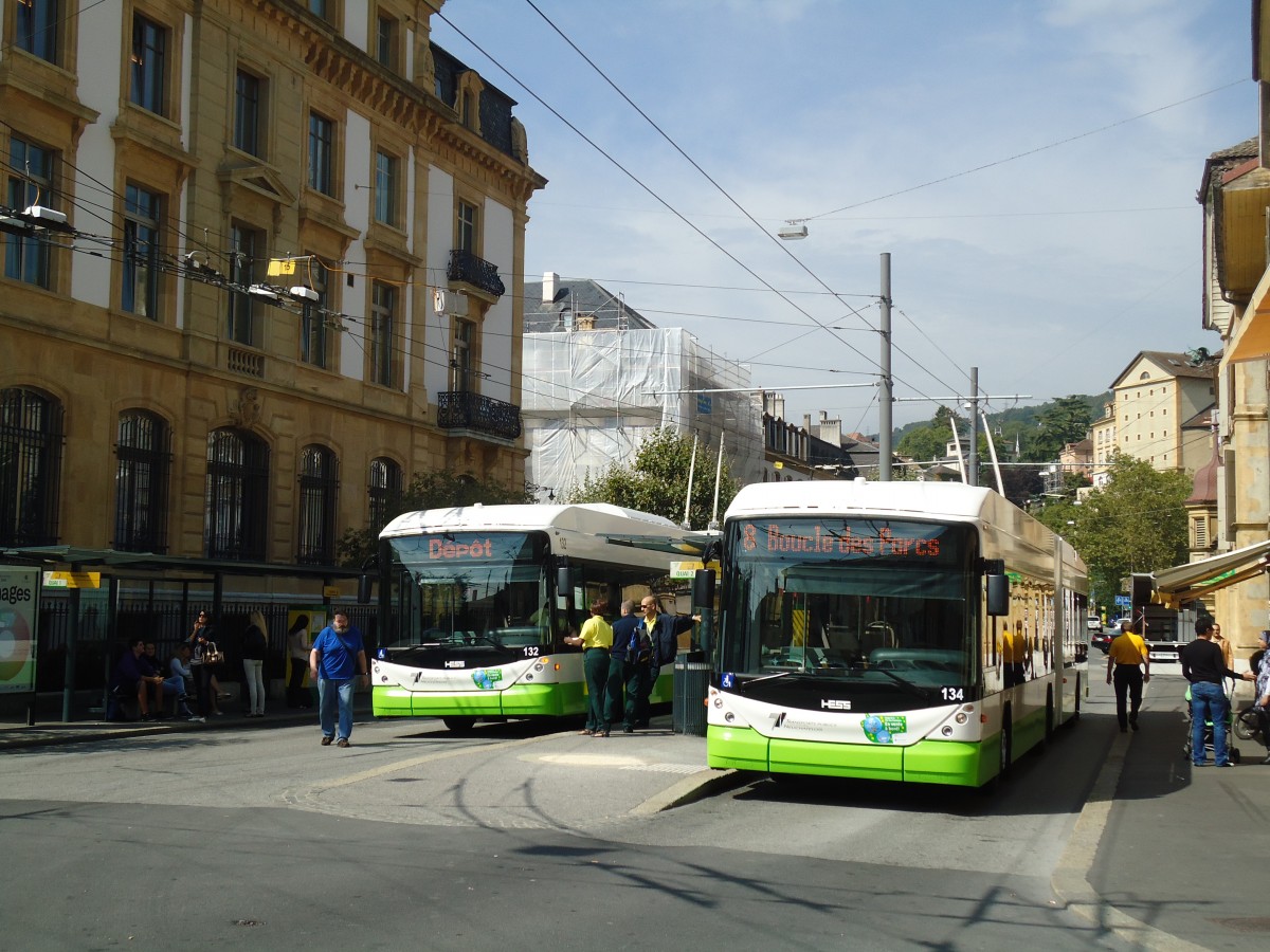 (129'562) - TN Neuchtel - Nr. 134 - Hess/Hess Gelenktrolleybus am 6. September 2010 in Neuchtel, Place Pury