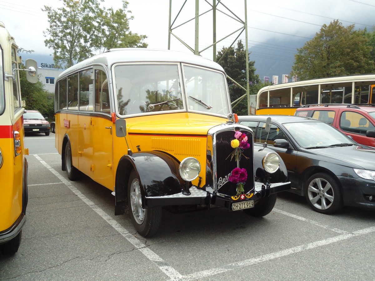 (129'823) - Hurter, M�nchaltdorf - ZH 271'919 - Berna/FHS (ex Volkart, Russikon; ex ASD Aigle; ex P 21'003) am 18. September 201o in Chur, Obere Au