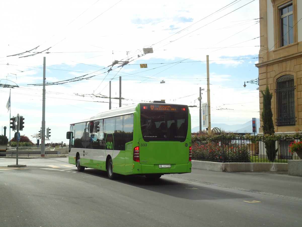 (130'230) - TRN La Chaux-de-Fonds - Nr. 333/NE 102'733 - Mercedes am 4. Oktober 2010 in Neuch�tel, Place Pury