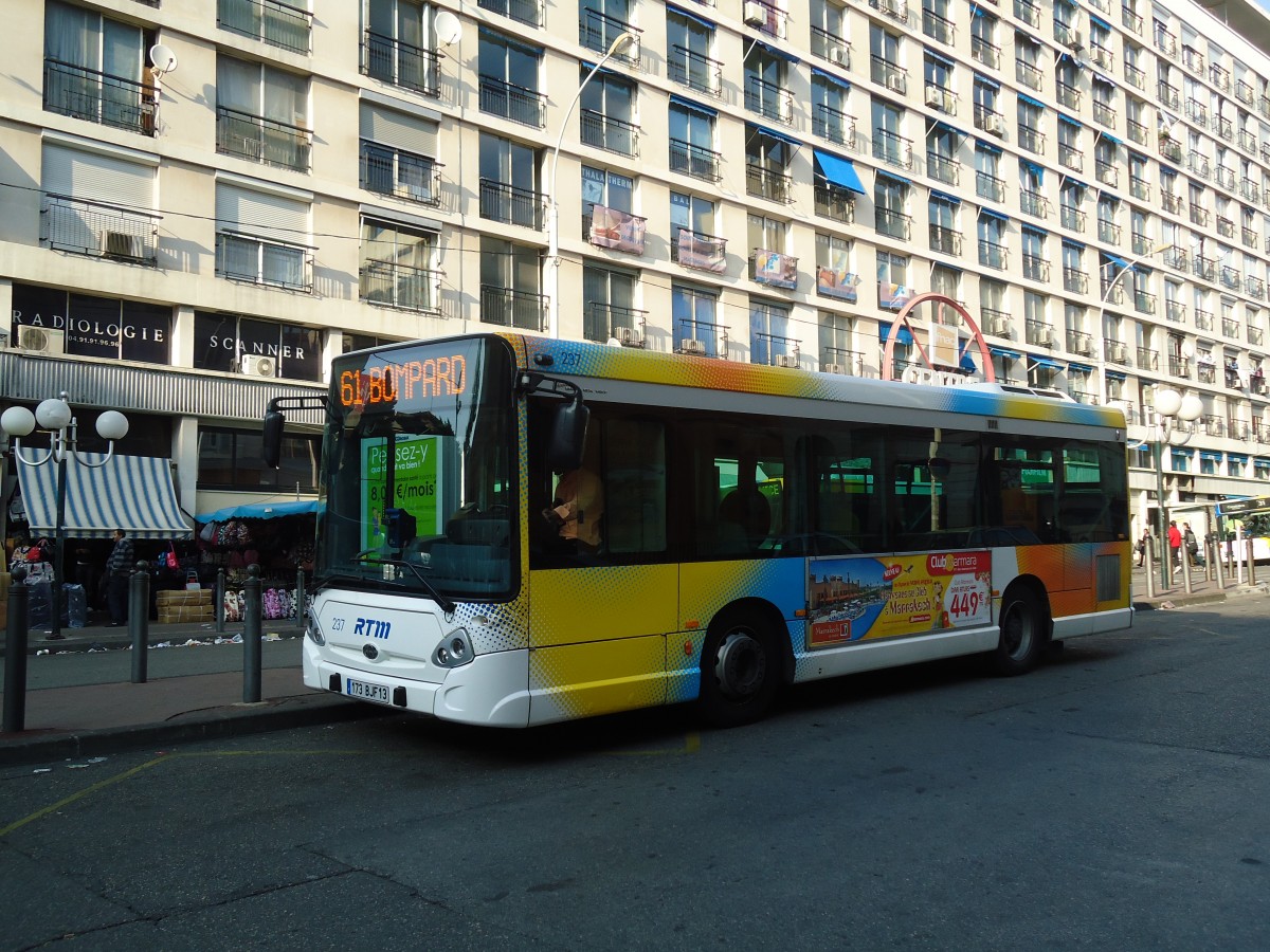 (130'619) - RTM Marseille - Nr. 237/137 BJF 13 - Heuliez am 15. Oktober 2010 in Marseille, Canebi�re Bourse