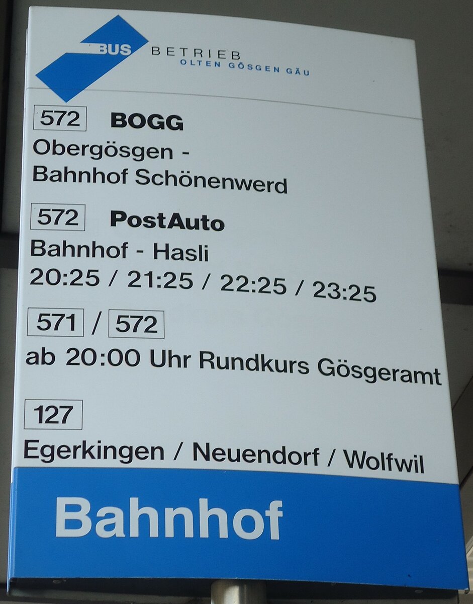 (130'823) - BOGG/PostAuto-Haltestellenschild - Olten, Bahnhof - am 30. Oktober 2010