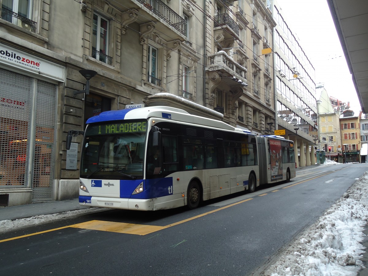 (131'233) - TL Lausanne - Nr. 561/VD 545'159 - Van Hool am 5. Dezember 2010 in Lausanne, Bel-Air