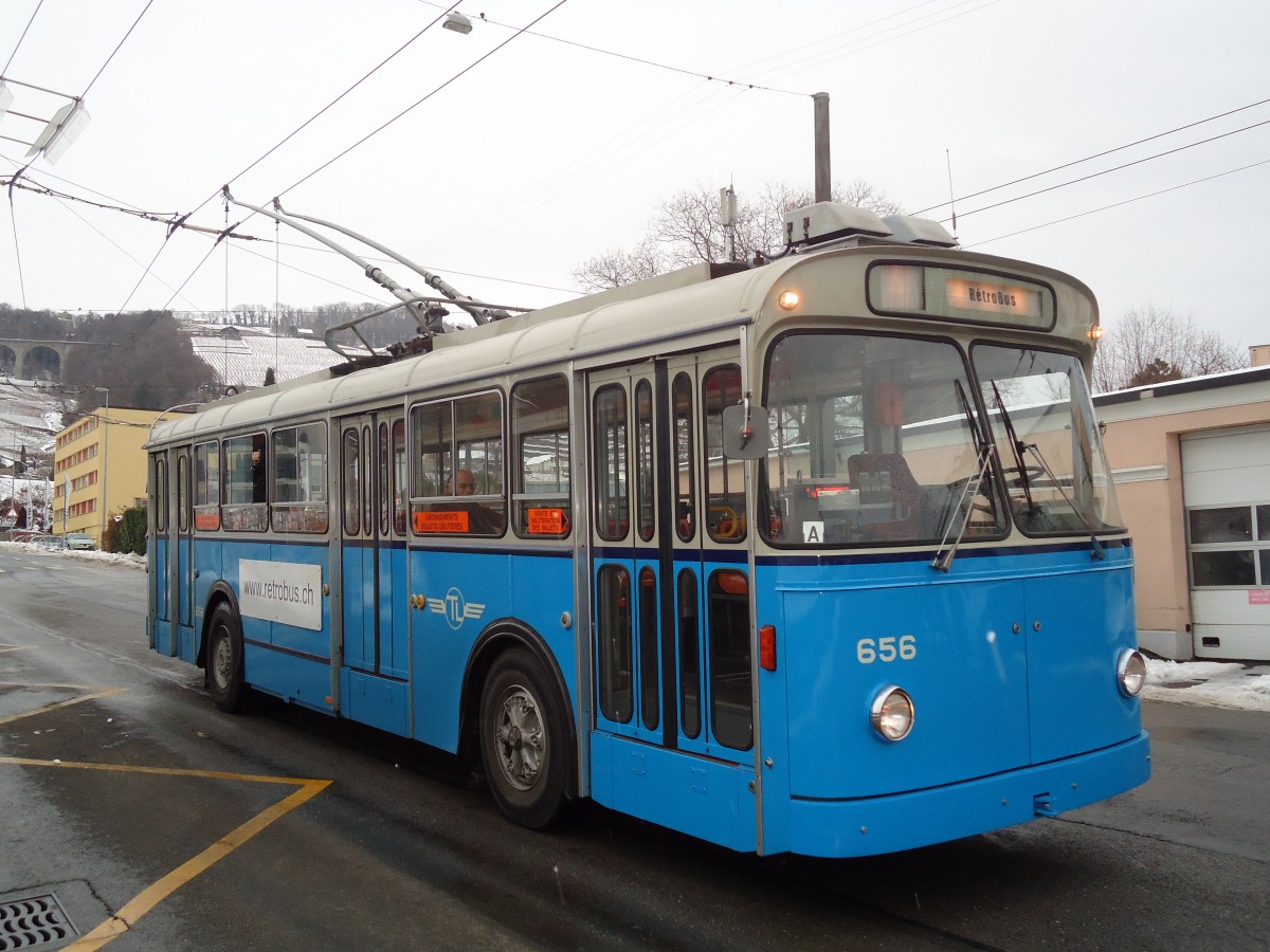 (131'273) - TL Lausanne (R�trobus) - Nr. 656 - FBW/Eggli Trolleybus am 5. Dezember 2010 in Lutry, Corniche