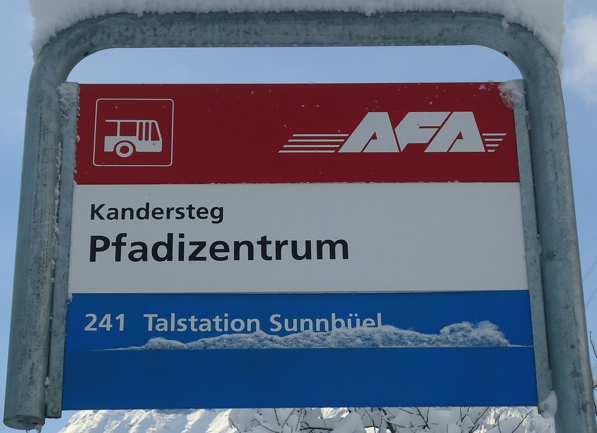 (131'679) - AFA-Haltestellenschild - Kandersteg, Pfadizentrum - 26. Dezember 2010