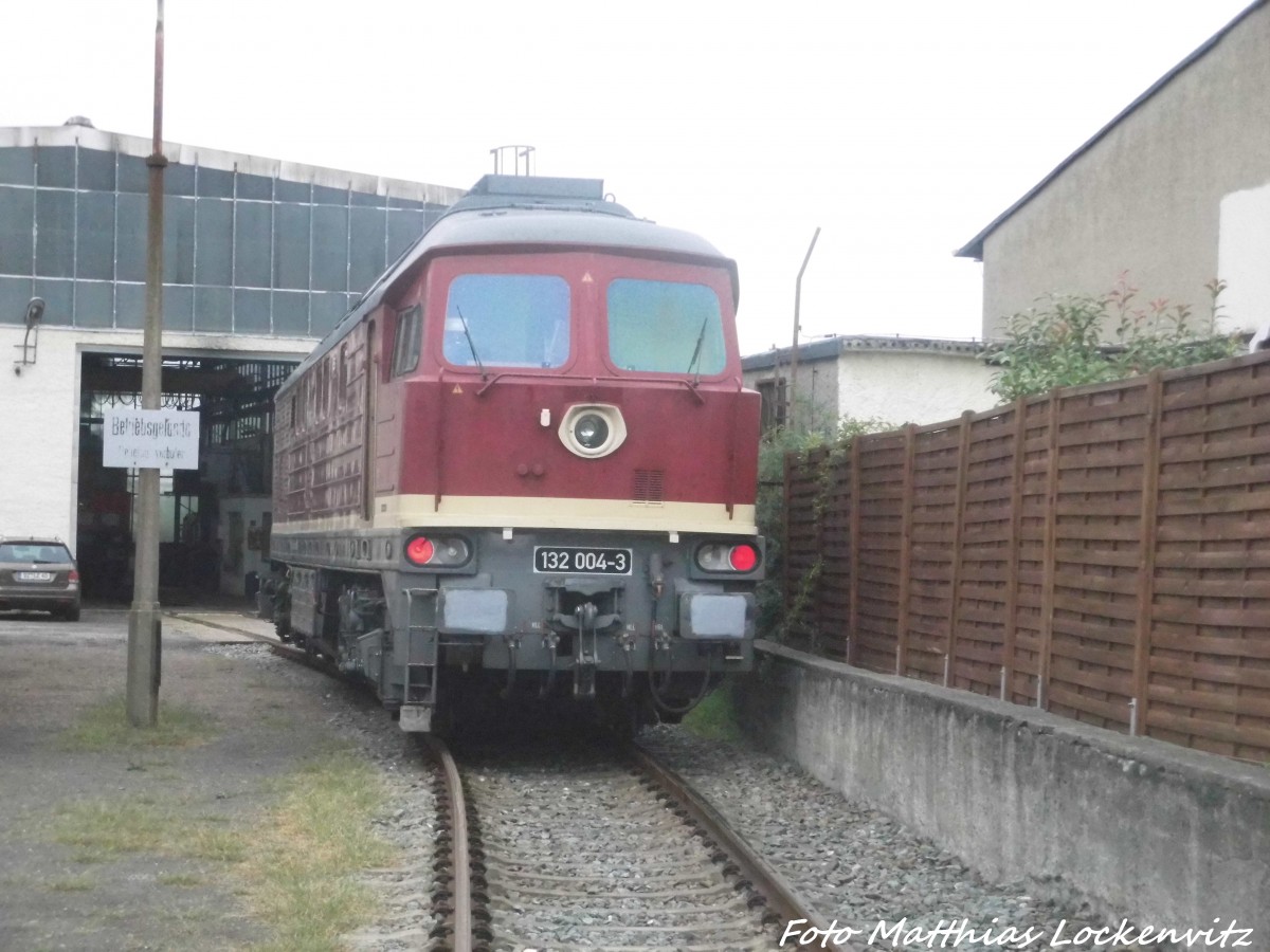 132 004 mit Schlusslichtern auf dem LEG Gel�nde in Delitzsch am 3.9.15