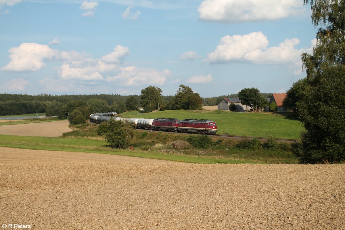 132 109 + 132 068 mit einem Kesselzug nach Ingolstadt bei Escheldorf. 14.09.21