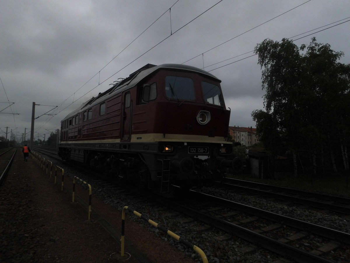 132 158 der LEG verl�sst Delitzsch in Richtung Sta�furt am 5.5.17