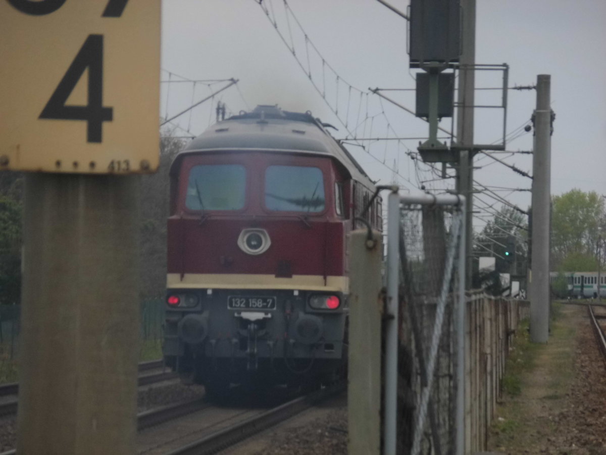 132 158 der LEG verl�sst Delitzsch in Richtung Sta�furt am 5.5.17