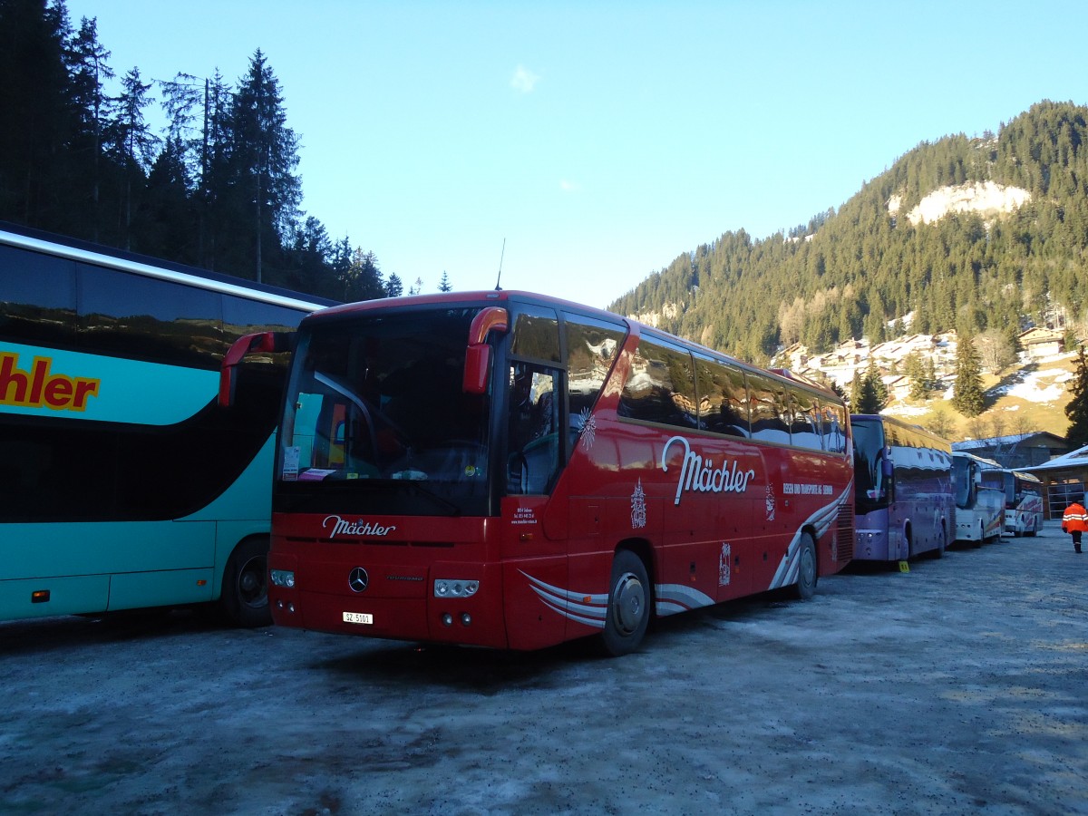 (132'022) - M�chler, Siebnen - SZ 5101 - Mercedes am 8. Januar 2011 in Adelboden, ASB