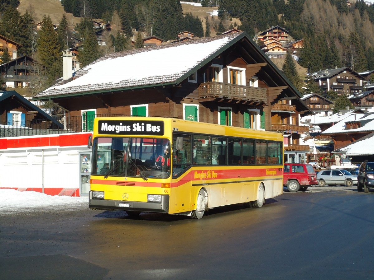 (132'400) - T�l�morgins, Morgins - Nr. 66/VS 301'708 - Mercedes (ex BLT Oberwil Nr. 66) am 22. Januar 2011 in Morgins, Post