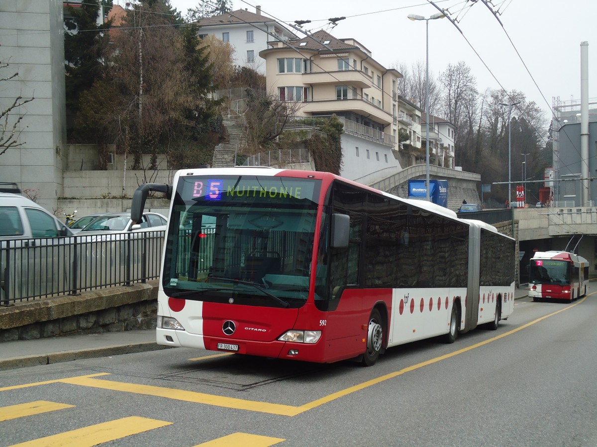 (132'696) - TPF Fribourg - Nr. 592/FR 300'437 - Mercedes am 7. Mrz 2011 in Fribourg, Avenue Beauregard