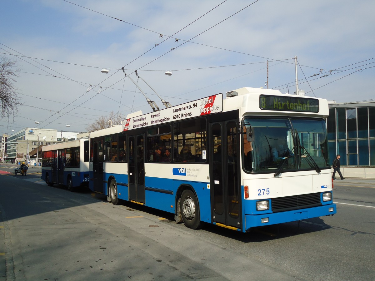 (132'993) - VBL Luzern - Nr. 275 - NAW/R&J-Hess Trolleybus am 11. Mrz 2011 in Luzern, Weinbergli