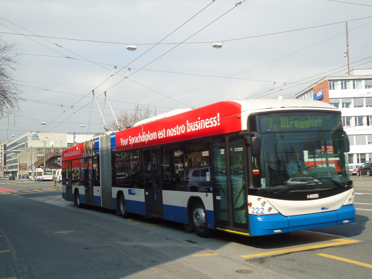(133'009) - VBL Luzern - Nr. 222 - Hess/Hess Gelenktrolleybus am 11. Mrz 2011 in Luzern, Weinbergli