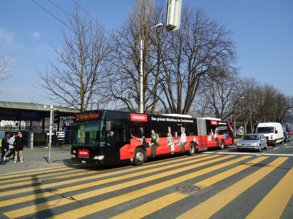 (133'038) - VBL Luzern - Nr. 160/LU 15'023 - Mercedes am 11. M�rz 2011 beim Bahnhof Luzern