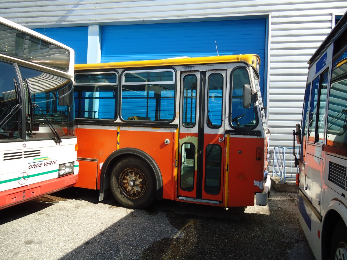 (135'604) - TL Lausanne (R�trobus) - Nr. 331 - Volvo/Hess am 20. August 2011 in Moudon, R�trobus (Teilaufnahme)
