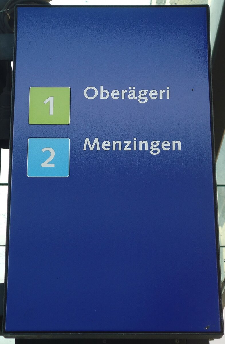 (138'045) - Zugerland Verkehrsbetriebe-Haltestellenschild - Zug, Bahnhof - am 6. M�rz 2012