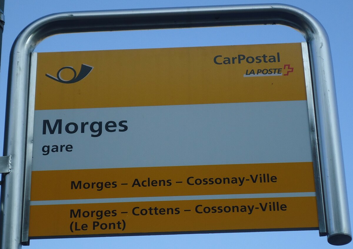 (138'157) - PostAuto-Haltestellenschild - Morges, gare - am 9. M�rz 2012