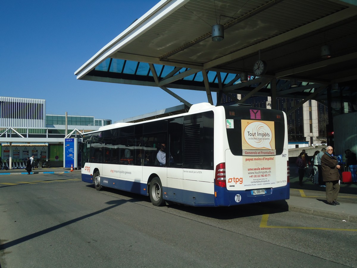 (138'238) - Aus Frankreich: RDTA Bourg-en-Bresse - Nr. 967/AL 091 PR - Mercedes am 9. M�rz 2012 in Gen�ve, A�roport 