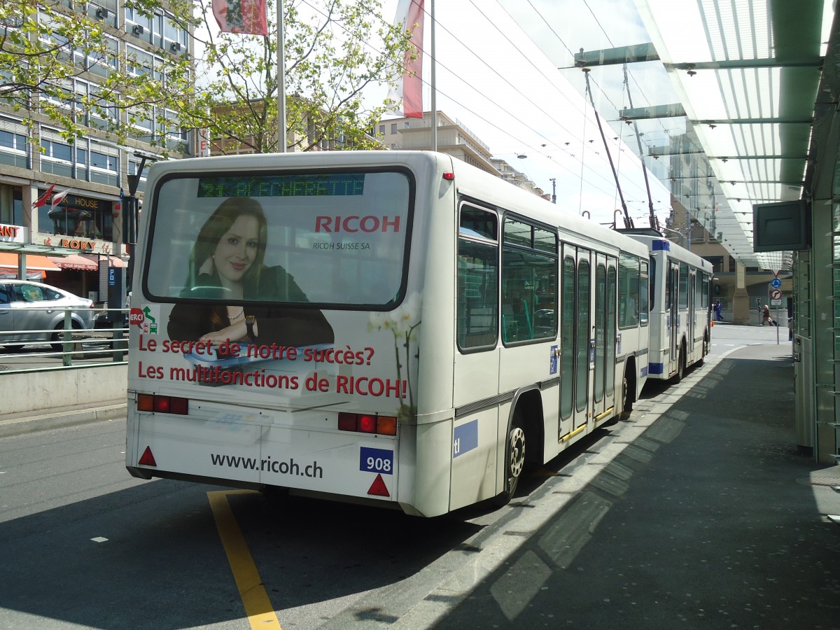 (138'736) - TL Lausanne - Nr. 908 - Lanz+Marti/Hess Personenanh�nger am 13. Mai 2012 beim Bahnhof Lausanne
