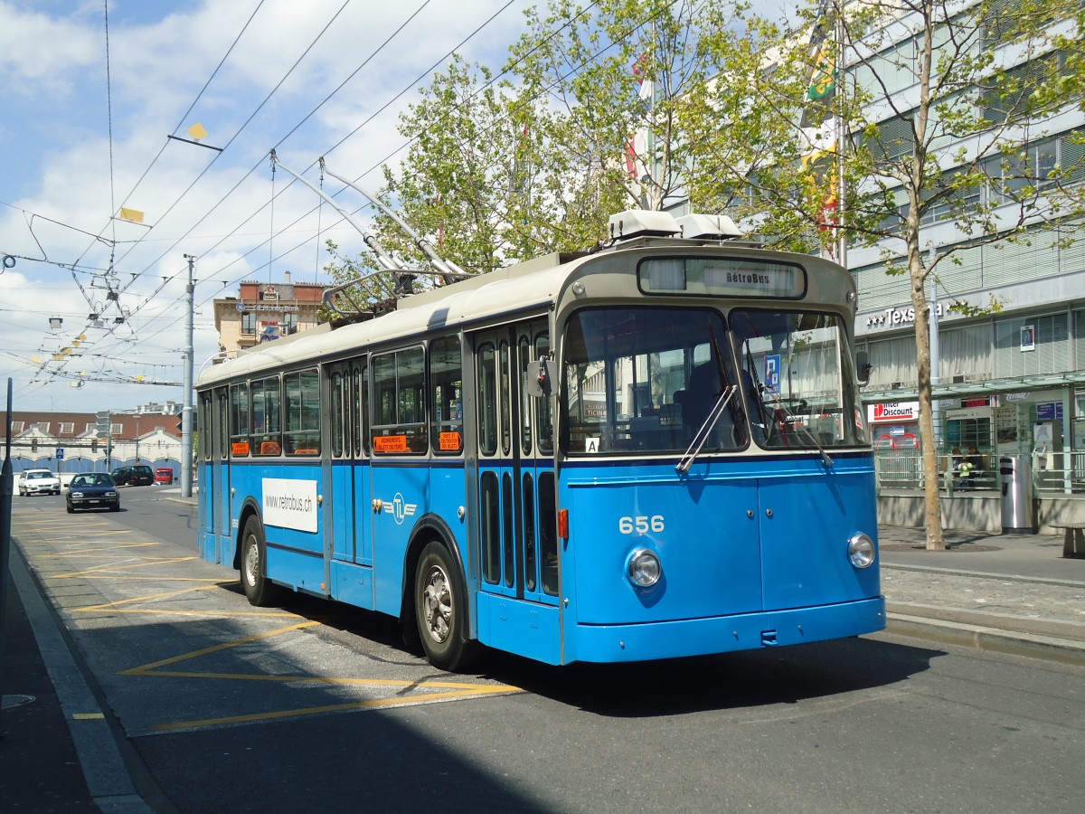 (138'750) - TL Lausanne (R�trobus) - Nr. 656 - FBW/Eggli Trolleybus am 13. Mai 2012 beim Bahnhof Lausanne