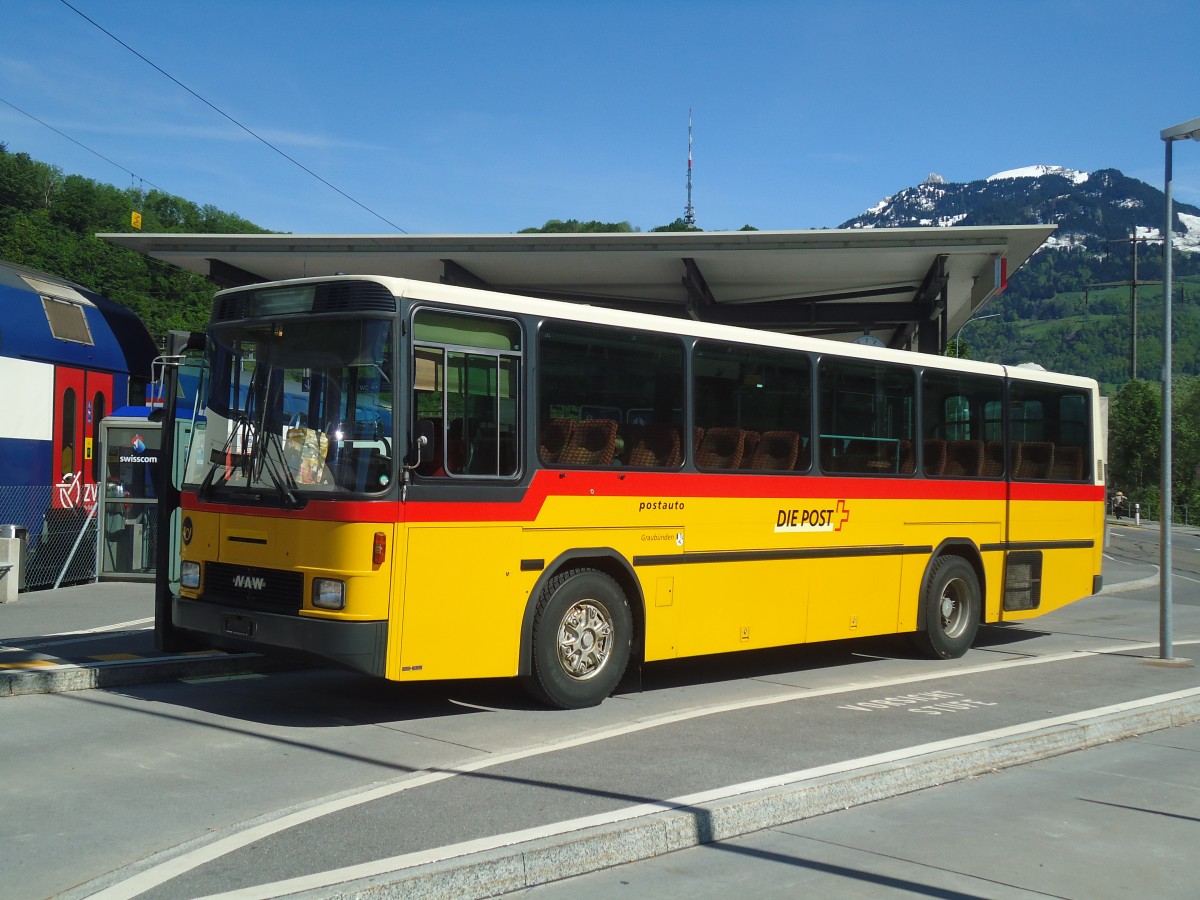 (138'965) - PostAuto Graubnden (Rtrobus) - NAW/Hess (ex P 24'428) am 17. Mai 2012 beim Bahnhof Ziegelbrcke