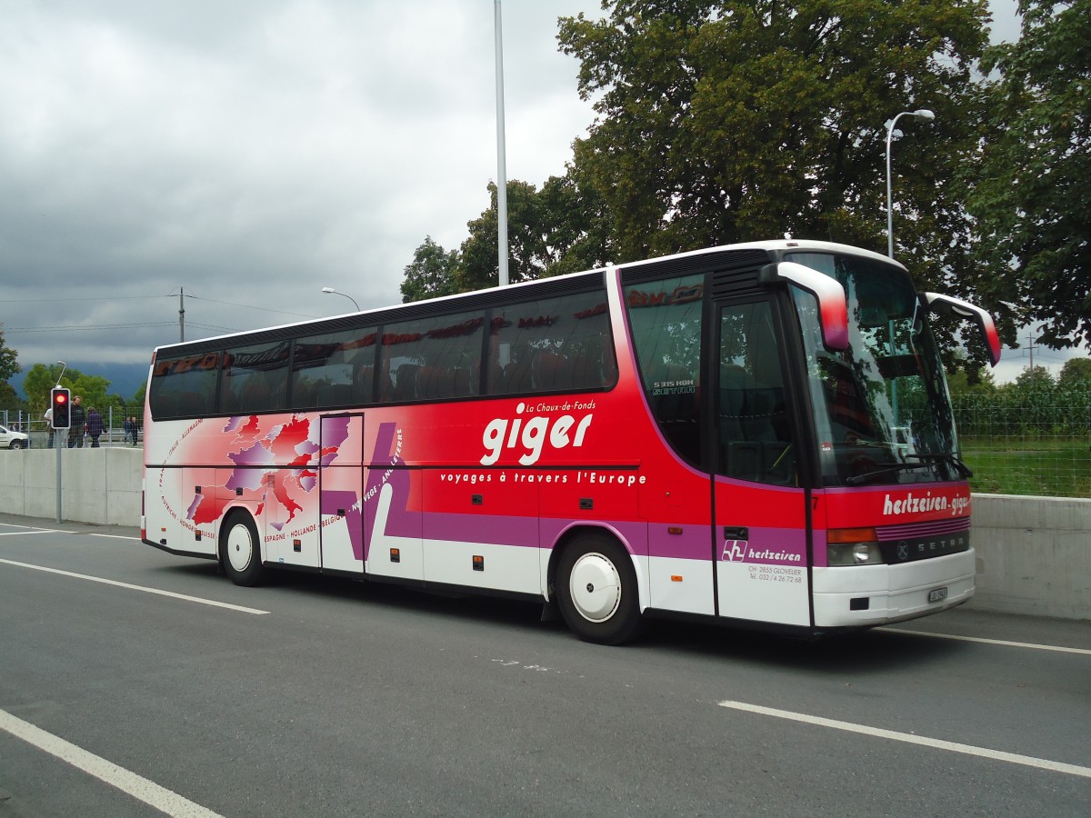 (141'446) - Hertzeisen, Glovelier - Nr. 7/JU 1943 - Setra am 2. September 2012 in Thun, Arena