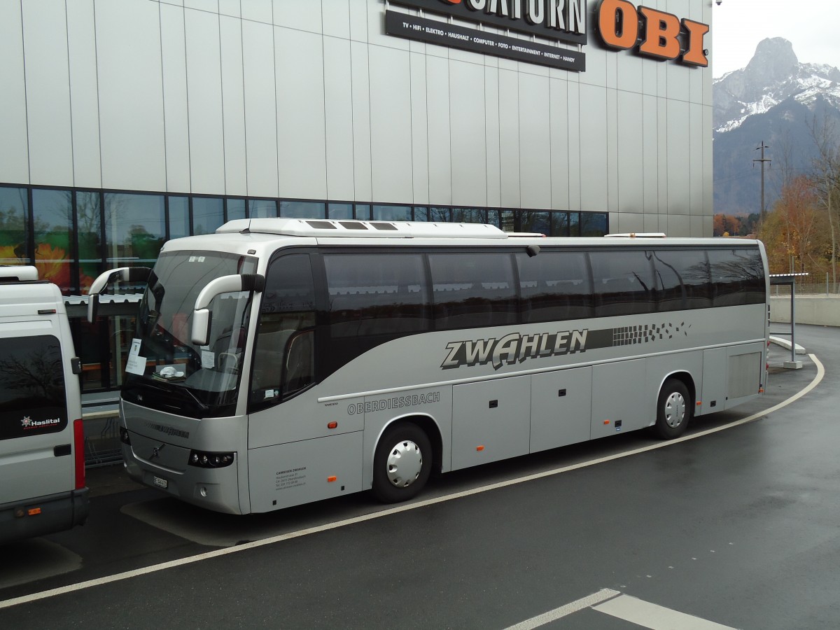(142'175) - Zwahlen, Oberdiessbach - BE 346'410 - Volvo am 4. November 2012 in Thun, Arena Thun