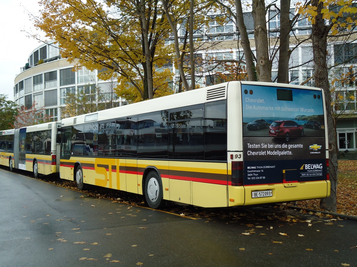 (142'195) - STI Thun - Nr. 93/BE 572'093 - MAN am 10. November 2012 bei der Schifflndte Thun