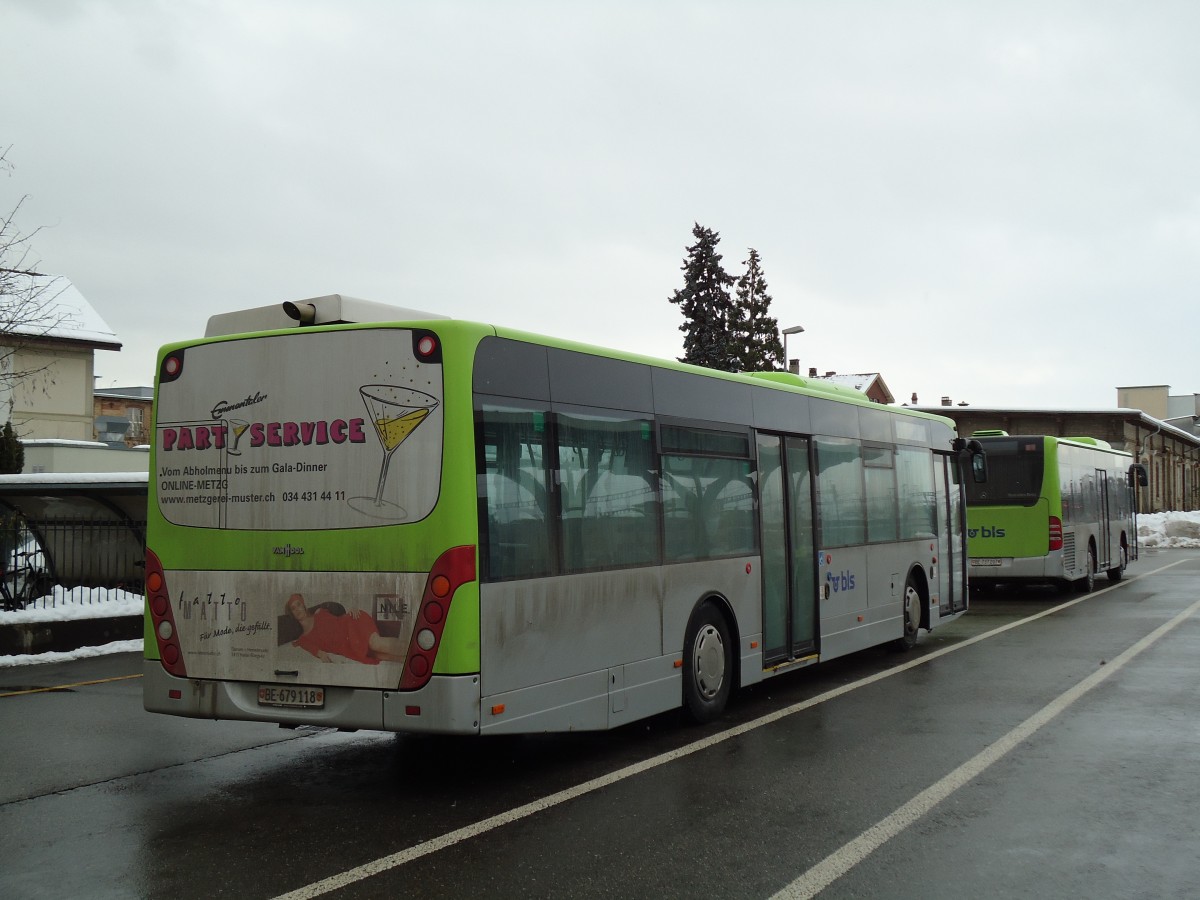 (142'461) - Busland, Burgdorf - Nr. 54/BE 679'118 - Van Hool am 10. Dezember 2012 beim Bahnhof Burgdorf