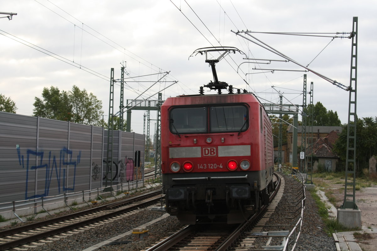 143 120 verl�sst als S7 mit ziel Halle-Nietleben den Bahnhof Halle/Saale Hbf am 19.9.19