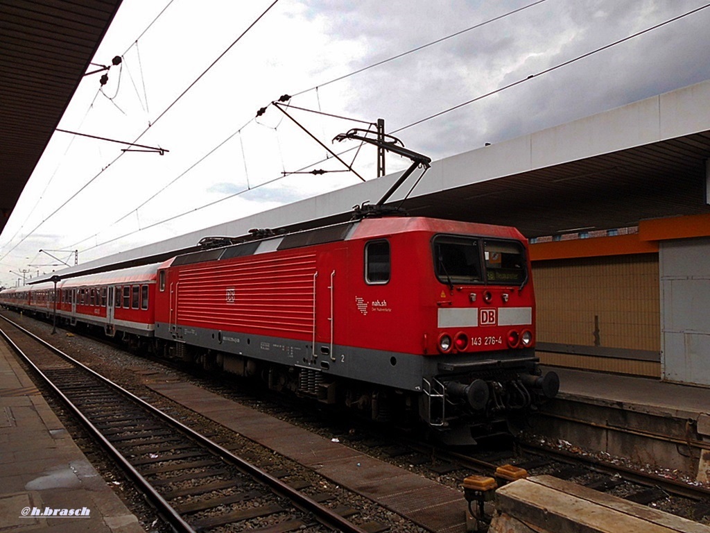 143 276-4 stand mit einen regionalzug im bhf hh-altona,datum 22.08.14